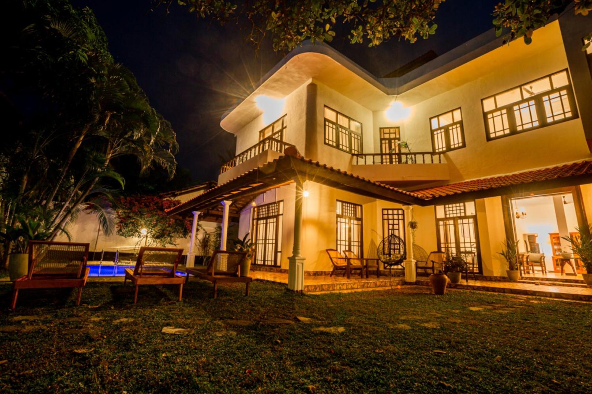 Nibbana Mirissa Hotel Exterior photo